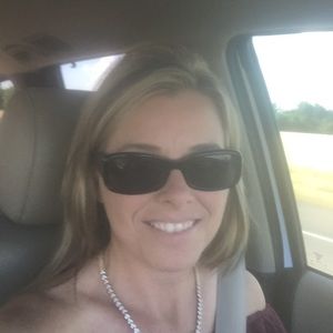 Meet your Posher, Tonya